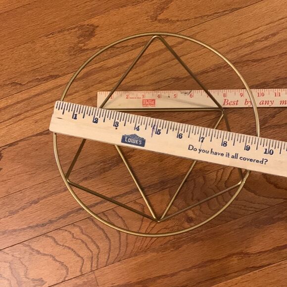 Geometric plant holder/stand and gold tone - Picture 3 of 3